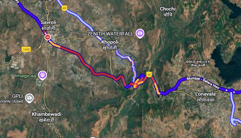 Long Weekend Rush Triggers Massive Traffic Jam on Mumbai–Pune Expressway