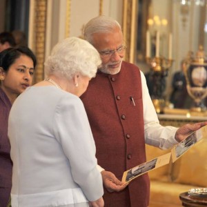 PM modi with queen london
