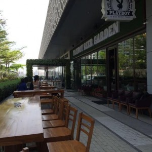 Play Boy Garden
