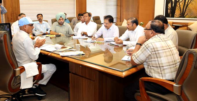 CM-Tourist-place-meeting