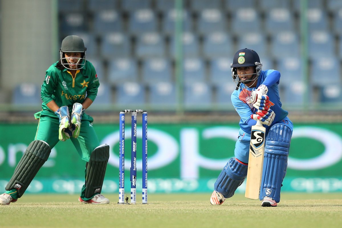 Indvspak women