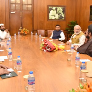 Delegation of eminent Muslims calls on PM