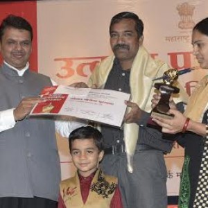 Journalist Devidas Deshpande Receives State Award for Journalism