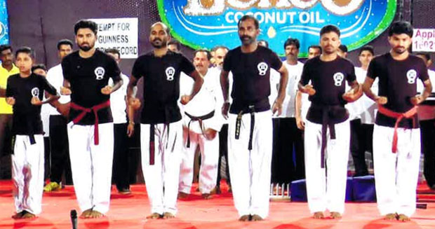 Indian martial artists smash record for most layered bed of nails