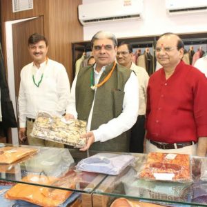 Khadi India Lounge selling designer clothes launched in Mumbai