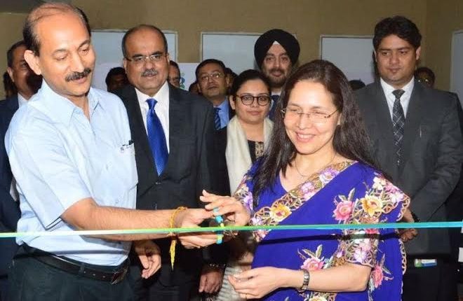 Standard Chartered launches Electronic Banking Centre at ATM in Pune