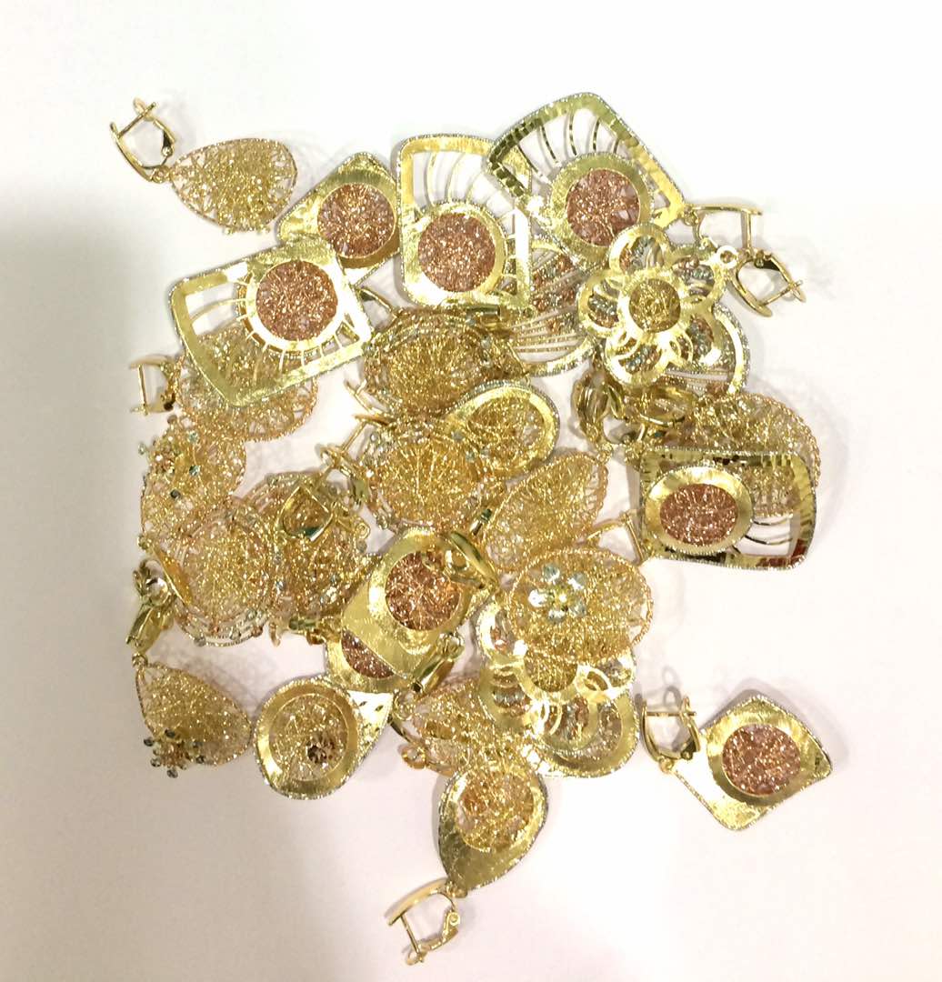 Customs Dept seize gold ornaments worth Rs 13.17 lakhs at Pune airport ...