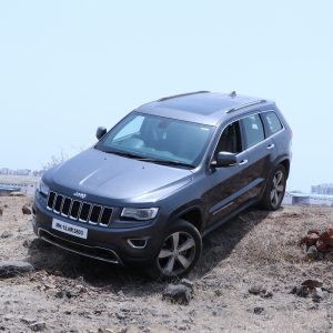 Grand-Cherokee-Camp-Jeep-Pune.jpg
