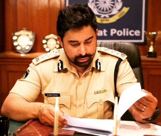Rannvijay-Singha-Kaushiki.jpg