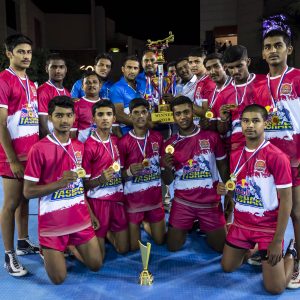 Red-Bull-Tashan-2018-Western-Edition-Winners-Islampur-Vyayam-Mandal-Sangli-with-Puneri-Paltan-Players-Coach.jpg