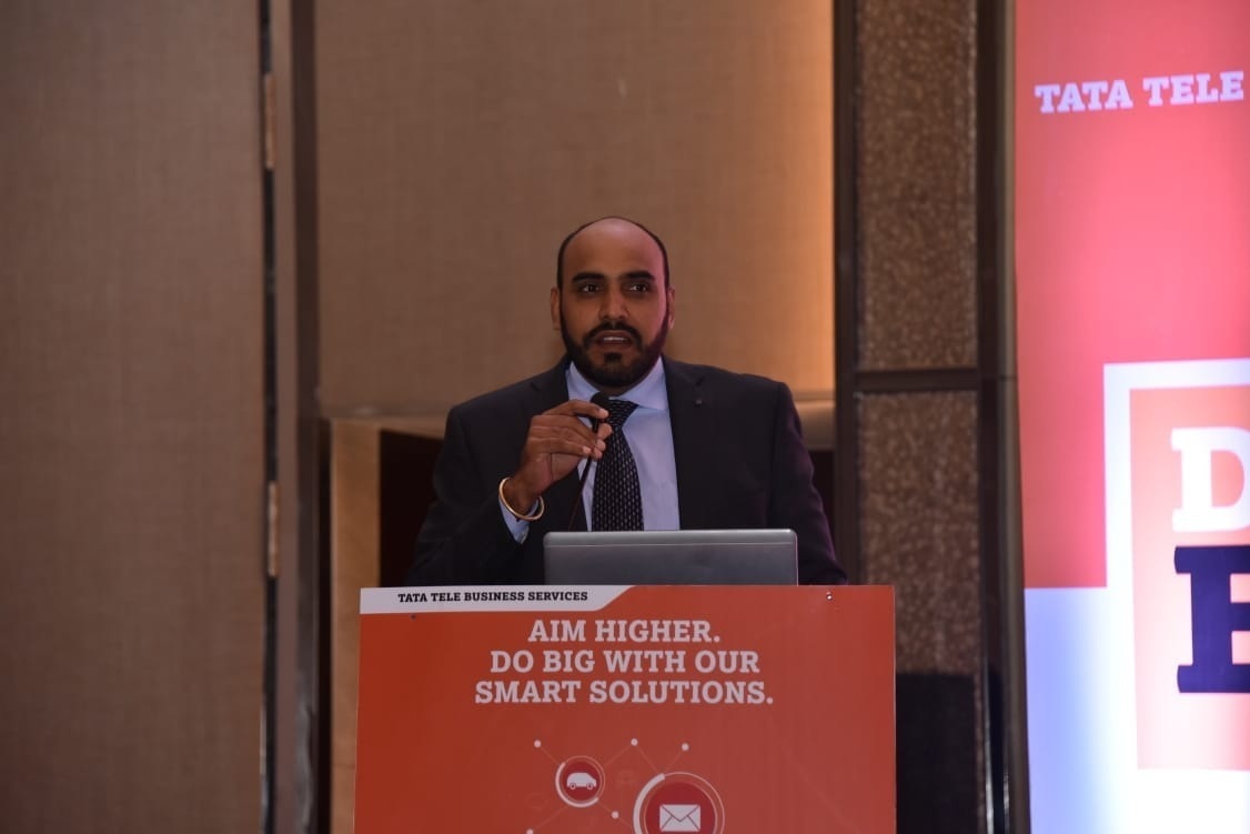 Mr.-Mannu-Singh-SME-Operations-Head-West-Region-Tata-Tele-Business-Services-TTBS-addressing-the-audience.jpg