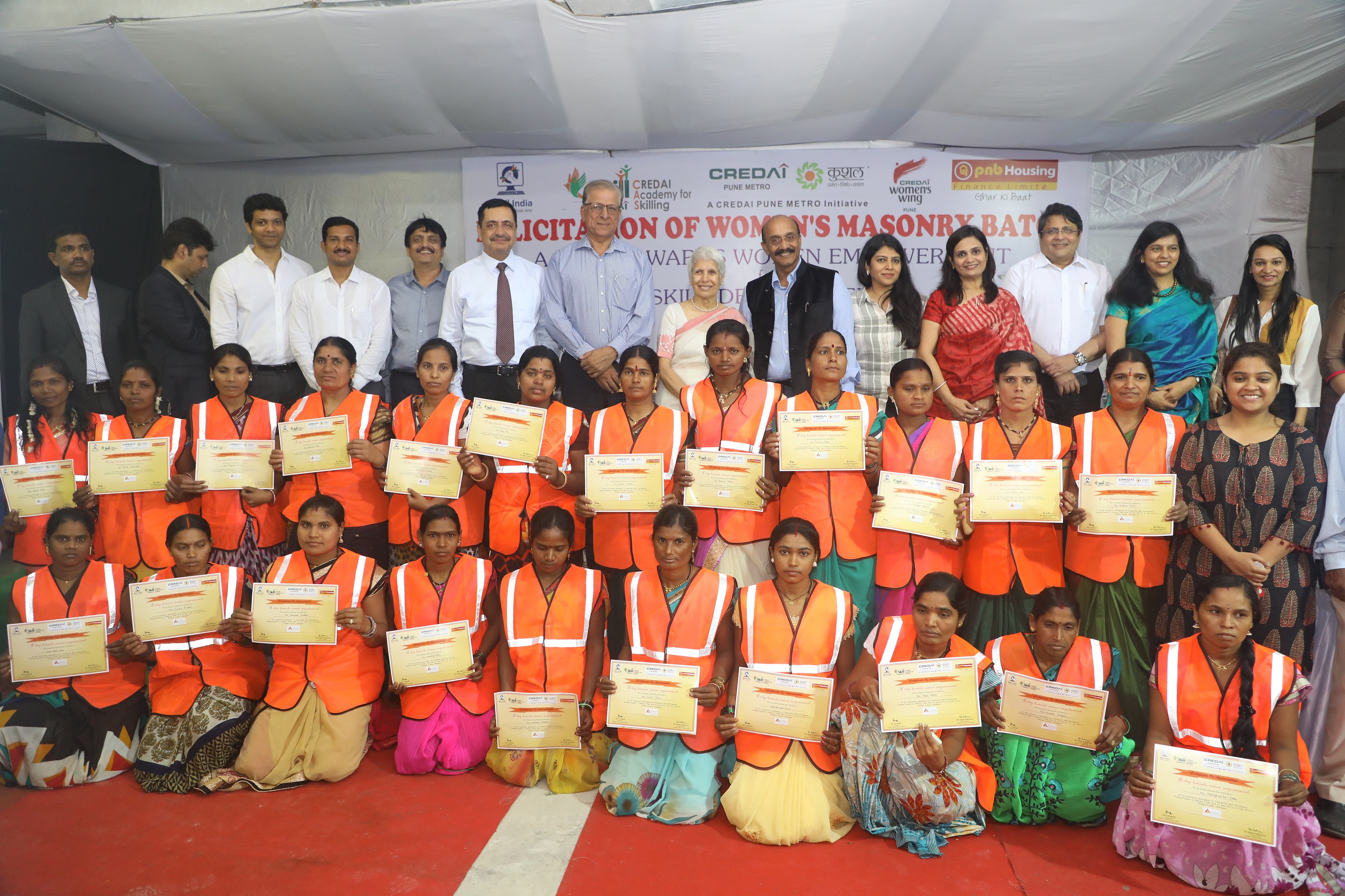 First-batch-of-25-women-mason-felicitated-on-completion-of-their-skill-training..JPG