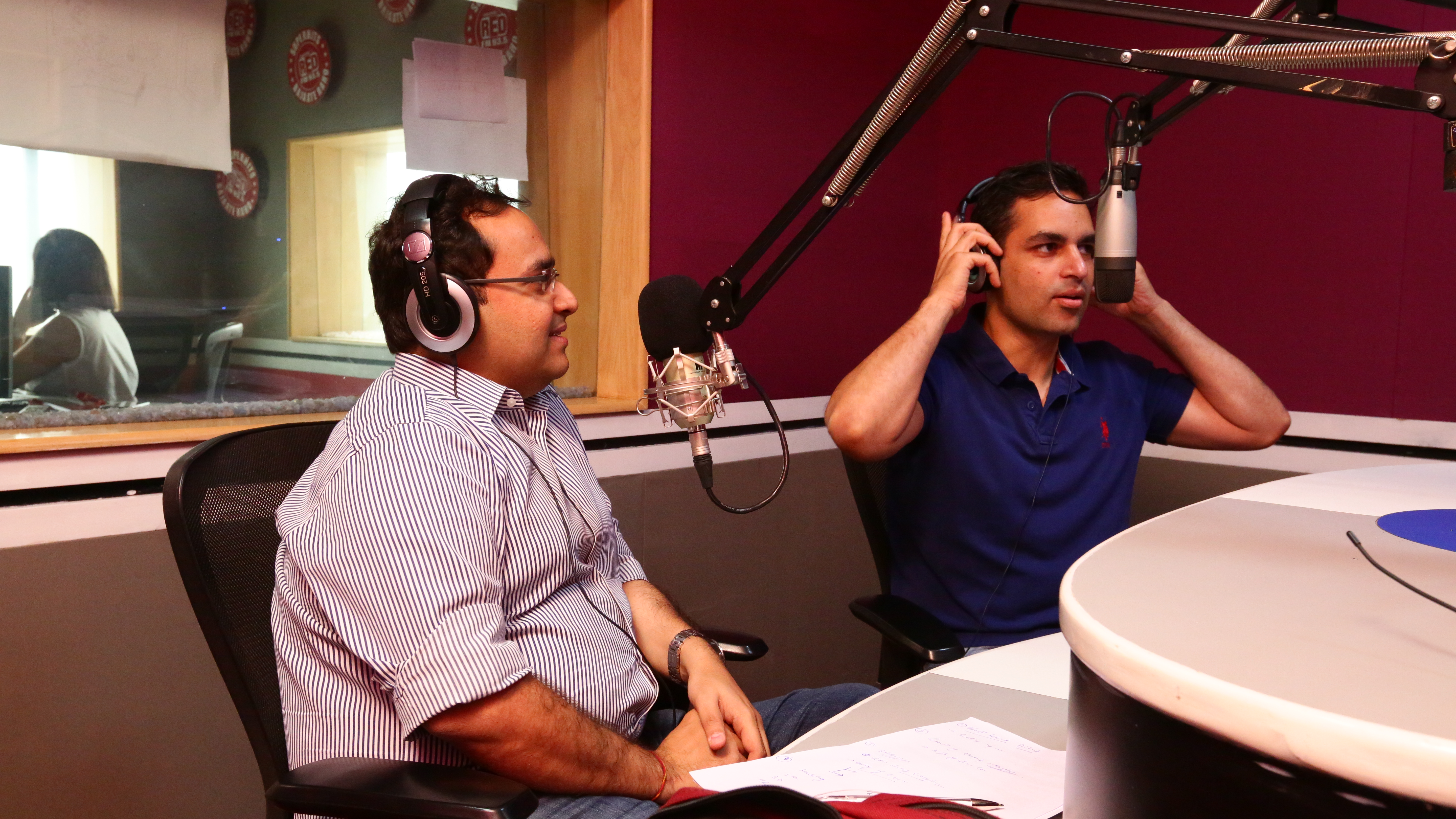 L-R-Pankaj-Makkar-Managing-Director-at-Bertelsmann-Investments-along-with-the-Host-Ankur-Warikoo-Co-Founder-CEO-of-Nearbuy.com-during-the-shoot-of-BII-Podcast-Series.JPG