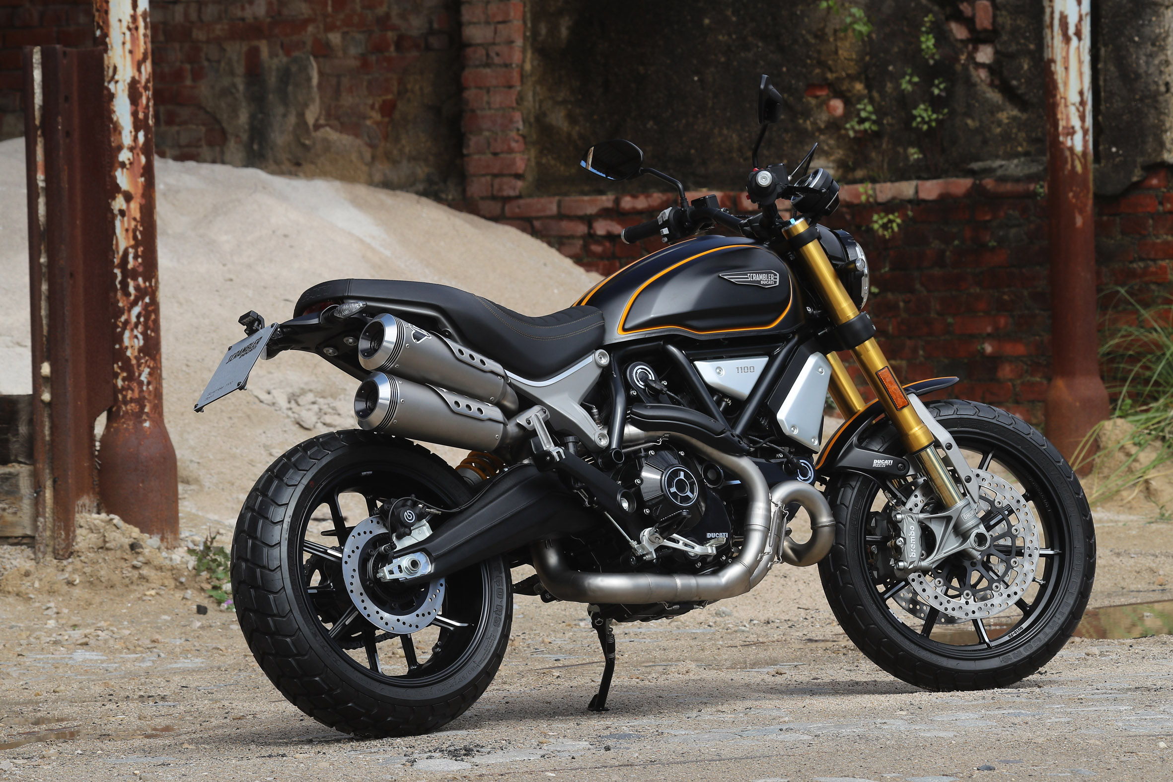 Scrambler_1100_Sport-2.jpg