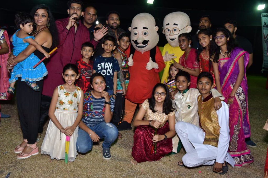 Caption 2 - Popular characters Motu and Patlu went to one of the best Dandiya parties in town - Gaba Land in Royal Palms Koregaon Park