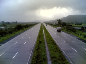 Mumbai Pune Expressway