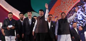 Devendra Fadnavis, Girish Bapat