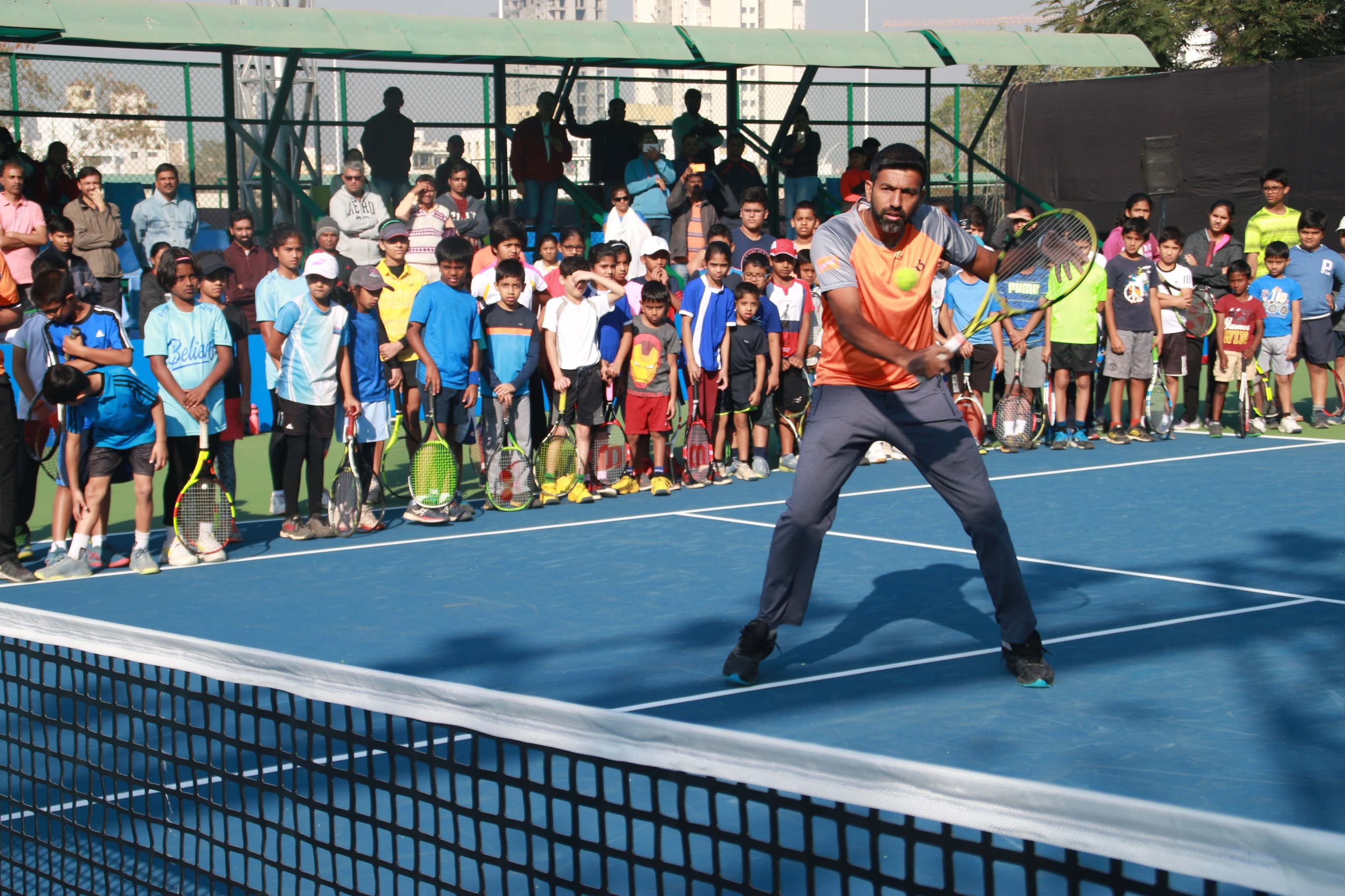 Rohan Bopanna Conducted Tennis Clinic in Pune for Young Players 