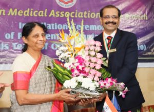 Dr.-Sanjay-Patil-While-taking-Charge-as-president-of-IMA-Pune-Branch-from-Dr.-Padma-Iyer.JPG