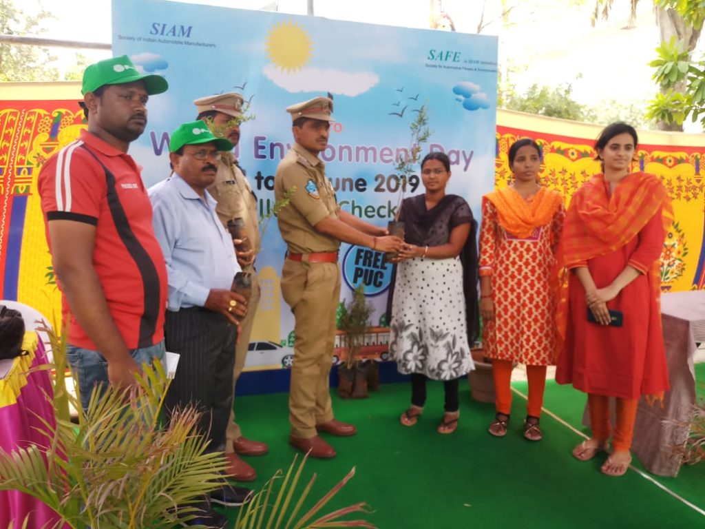 Photo-1-Phoenix-Hero-Hero-Moto-Corp-Hyderabad.jpeg