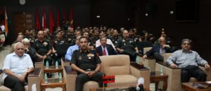 Lt Gen SK Saini with Lt Gen SS Mehta (Retd)(Left) and Amd Gautam Bambawale (Retd)(Right) during the talk