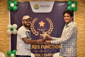 Surendranath Deshmukh, IPS rewarding a user