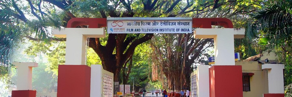 FTII ha firmado memorandos de entendimiento con ocho escuelas de cine internacionales en España;  Él dice: «Esta asociación ayudará a los estudiantes a obtener una comprensión más profunda de la realización de películas».