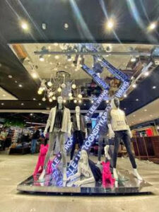 SHOPPERS STOP