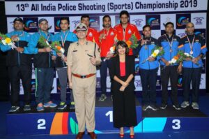 Team-Medalist-with-guests.jpg