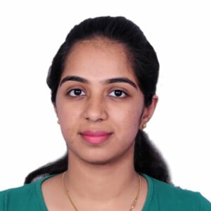 pic Jyoti Gurnani MBA Univ SPPU Topper 2019