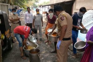 Hadapsar police provided food to many needy people