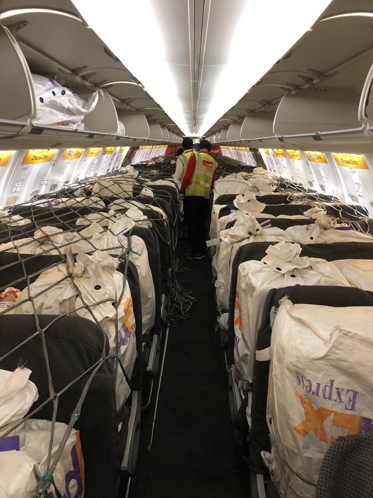 SpiceJet Operates India s First Cargo on seat Flight Punekar News