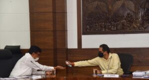 Uddhav Thackeray