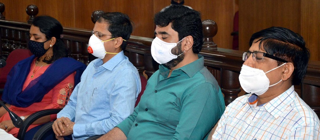 From Left: PMC Additional Commissioner Rubal Agarwal, Senior IAS officer Sourav Rao, Mayor Murlidhar Mohol, Municipal Commissioner Shekhar Gaikwad