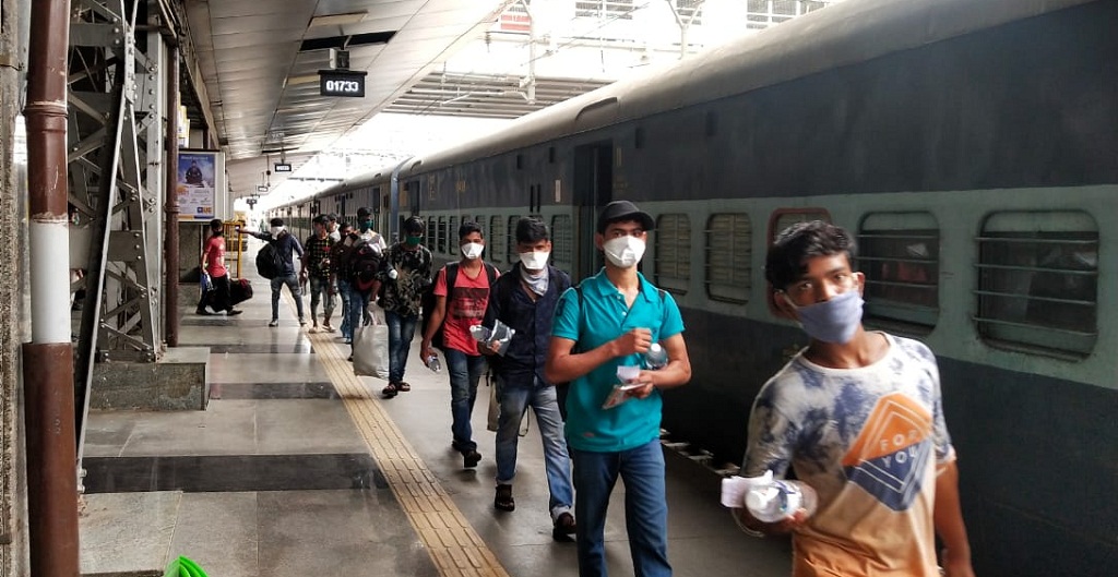 Pune Danapur Train