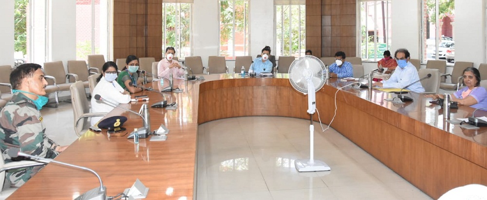 Pune divisional commissioner meeting