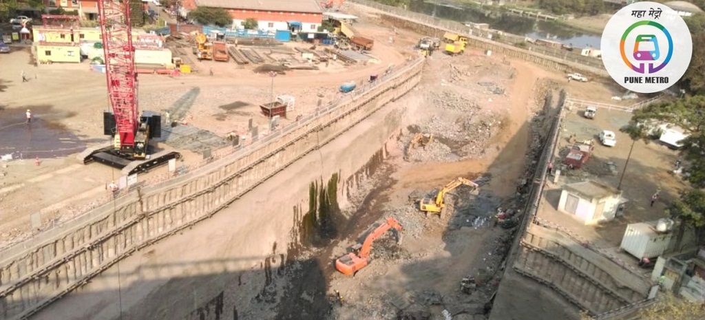 Pune Metro work