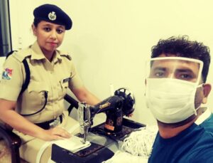 Pune RPF staffs make mask with faceshied