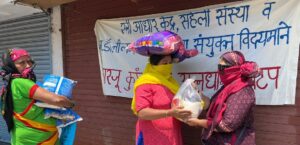 Ration kit distribution by Saheli NGO in Budhwar Peth red light area