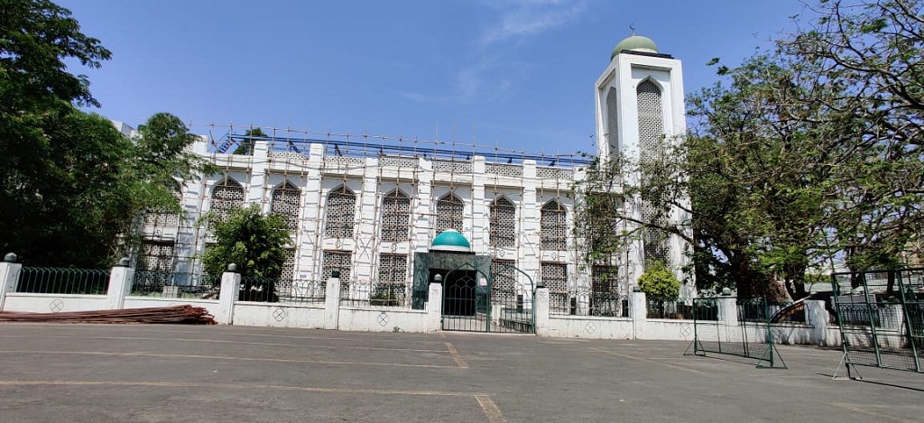 azam campus mosque