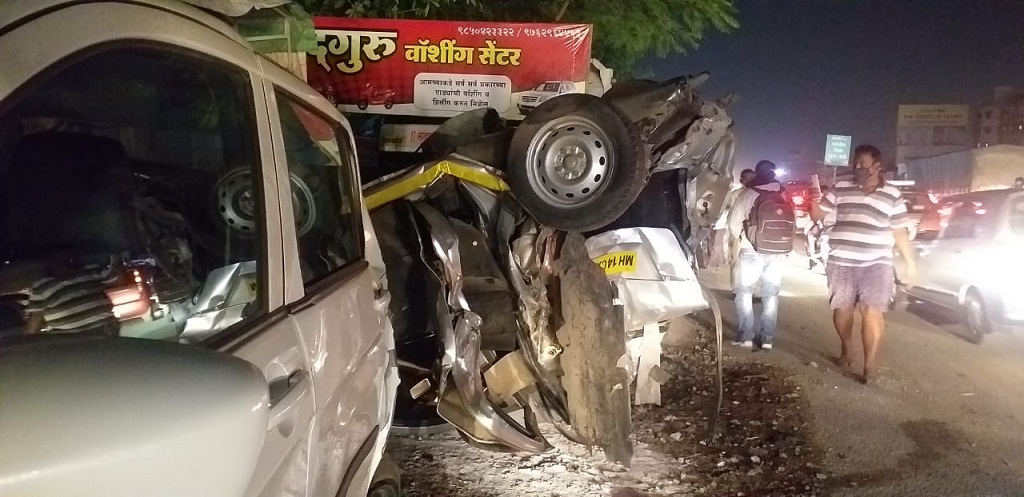 navale bridge Pune accident