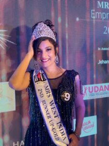 Pune’s Shining Star Sunita Kulkarni crowned at Mrs West India 2020