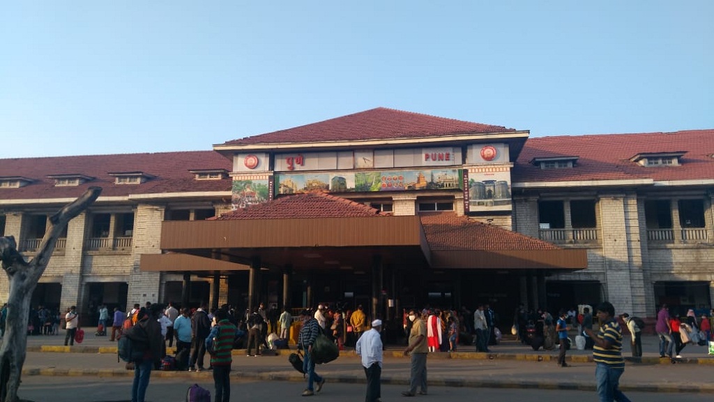 pune railway station