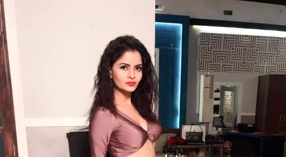 Actressesxxx - Mumbai: Actress Gehana Vasisth Arrested In Porn Video Racket Case, Had  Upload 85 Adult Videos On Her Website â€“ Punekar News