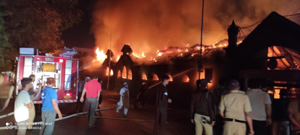 25 Chicken, Fish Shops Gutted In Fire At Shivaji Market Camp
