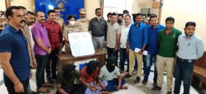 Zomato, Swiggy Delivery Boys Among 3 Arrested For Snatching Gold Chains