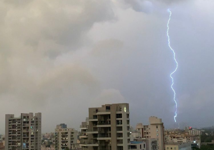 Thunder and light rain likely in Pune over the next 2 days