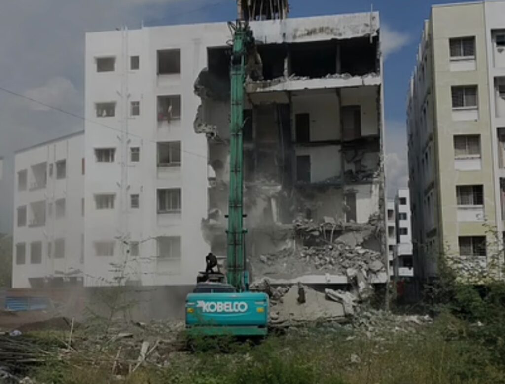 Pmc Demolish building in Shivane