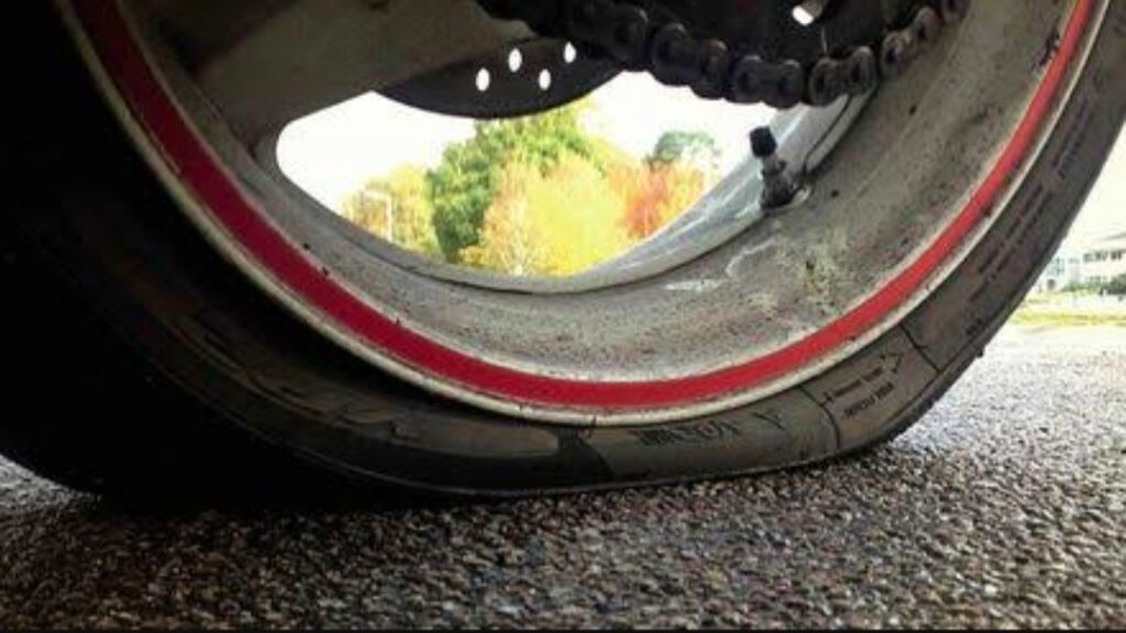 Tyre puncher