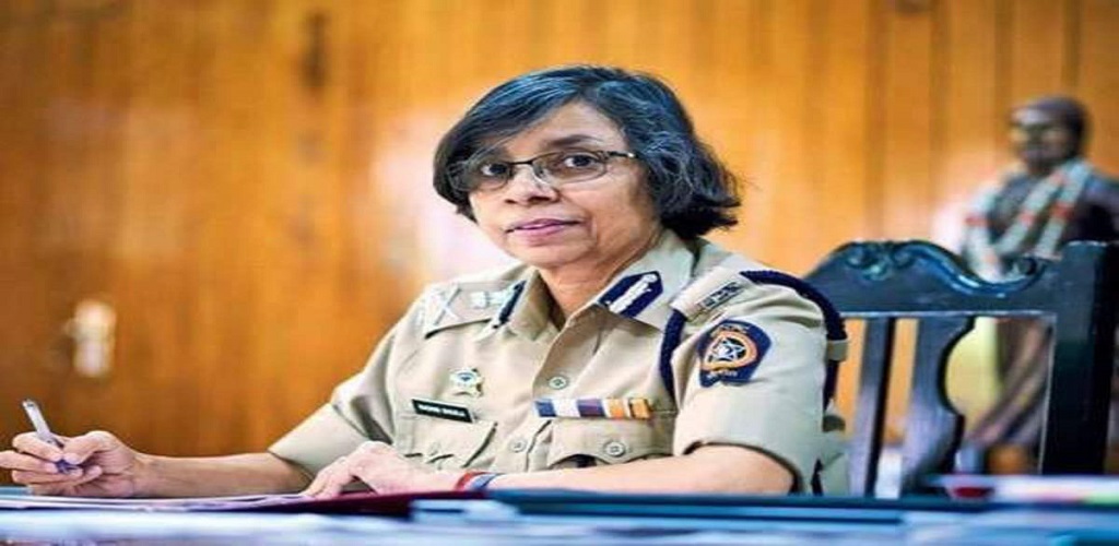 Former Pune Police Commissioner Rashmi Shukla Booked For Phone Tapping Of Politicians In Maharashtra